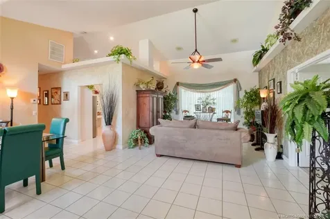 1171 SE Buttonwood Circle Stuart FL 34997