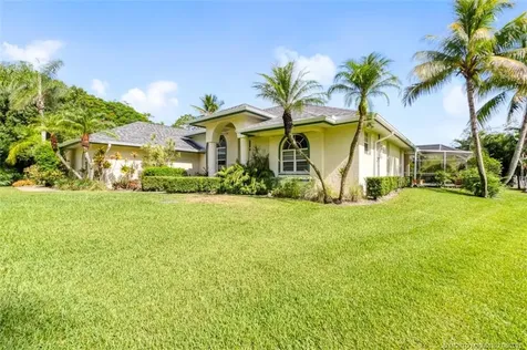 1171 SE Buttonwood Circle Stuart FL 34997