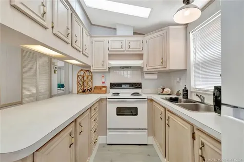 10725 S Ocean Drive Jensen Beach FL 34957