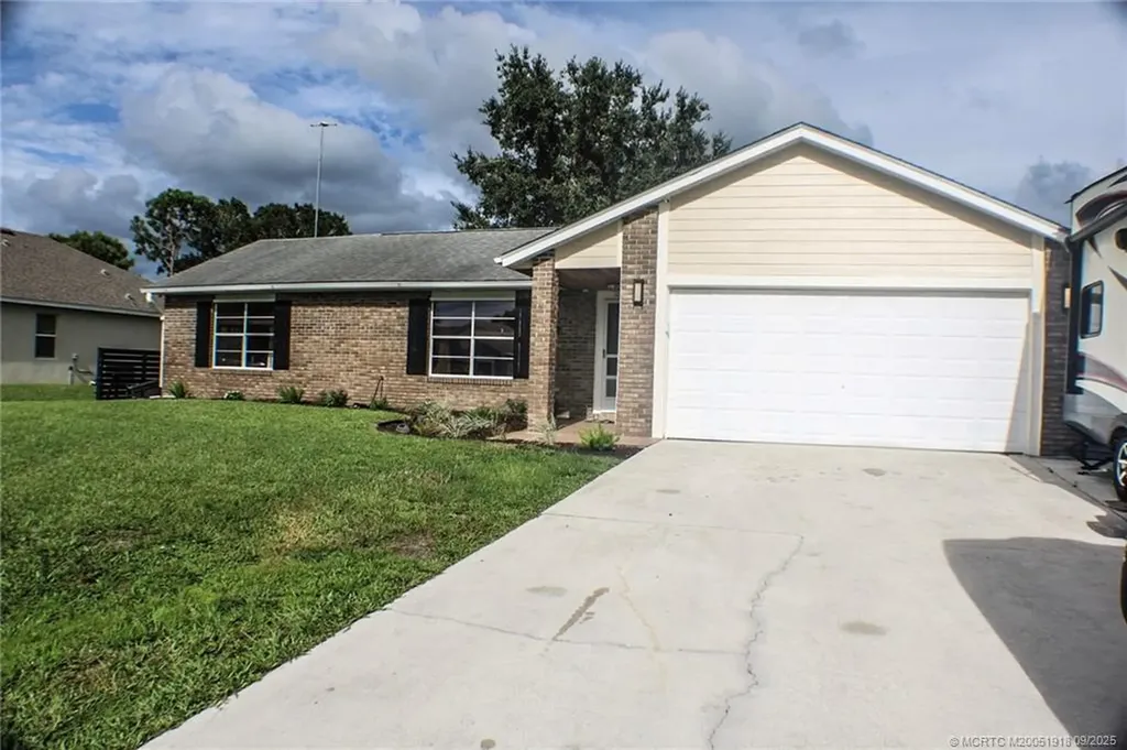 337 NW Dearman Street Port St Lucie FL 34983