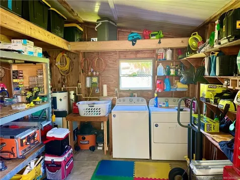 7268 SE Swan Avenue Hobe Sound FL 33455