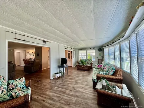 7268 SE Swan Avenue Hobe Sound FL 33455