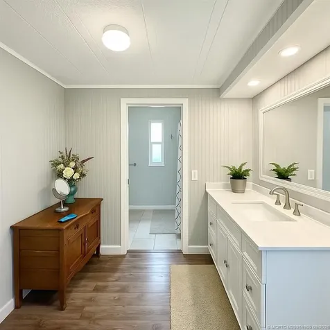 7268 SE Swan Avenue Hobe Sound FL 33455