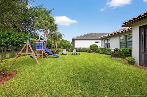 516 SE Villandry Way Port St Lucie FL 34984