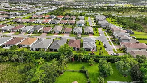 516 SE Villandry Way Port St Lucie FL 34984