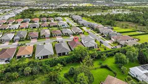 516 SE Villandry Way Port St Lucie FL 34984