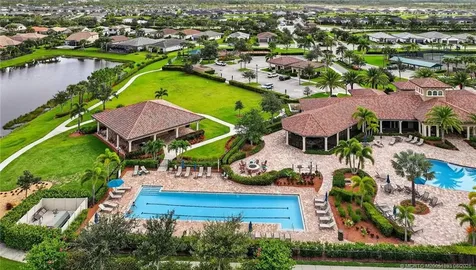 516 SE Villandry Way Port St Lucie FL 34984