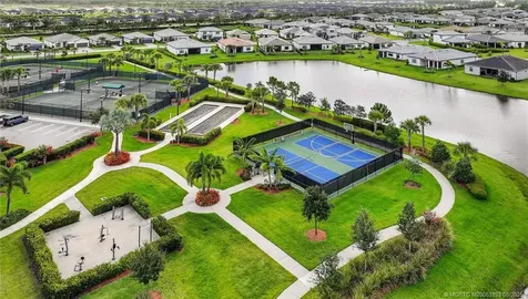 516 SE Villandry Way Port St Lucie FL 34984