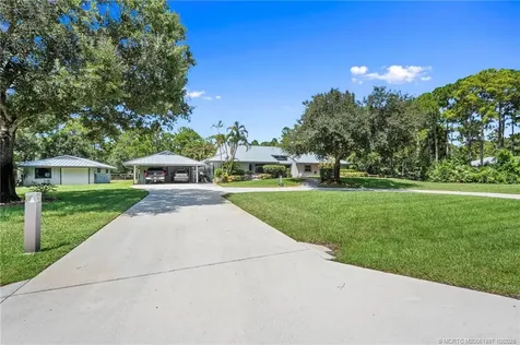 11245 SW Meadowlark Circle Stuart FL 34997