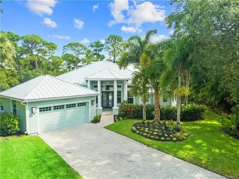 5585 SE Forest Glade Trail Hobe Sound FL 33455