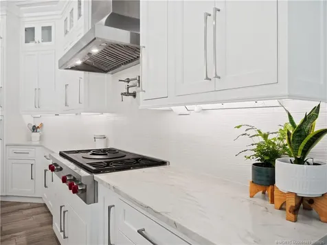 5585 SE Forest Glade Trail Hobe Sound FL 33455