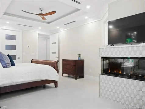 5585 SE Forest Glade Trail Hobe Sound FL 33455