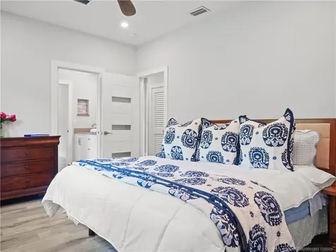 5585 SE Forest Glade Trail Hobe Sound FL 33455