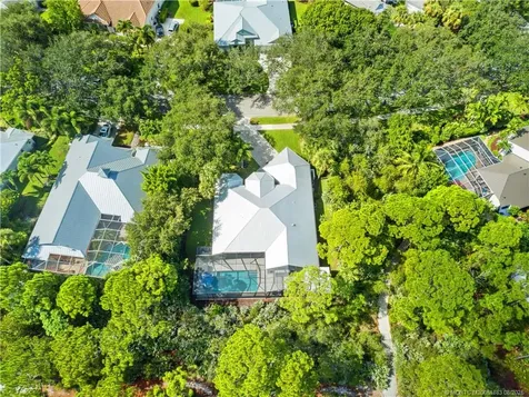 5585 SE Forest Glade Trail Hobe Sound FL 33455