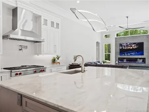 5585 SE Forest Glade Trail Hobe Sound FL 33455