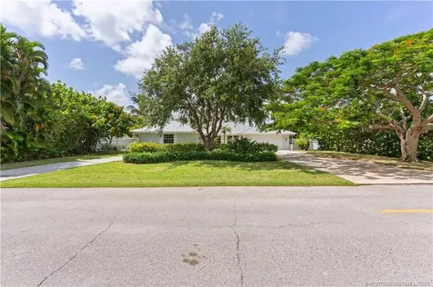 25 Park Avenue Vero Beach FL 32960