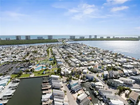 1084 Nettles Boulevard Jensen Beach FL 34957