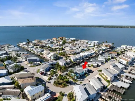 1084 Nettles Boulevard Jensen Beach FL 34957