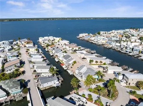 1084 Nettles Boulevard Jensen Beach FL 34957