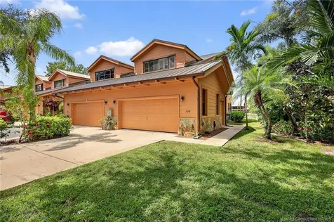 126 SE Crestwood Circle Stuart FL 34997
