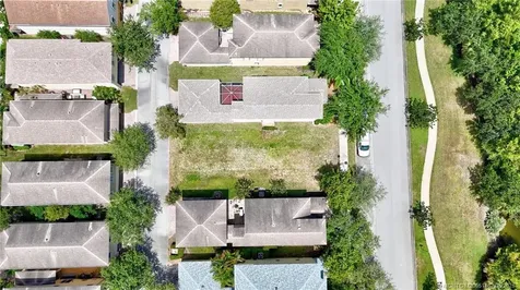 2495 SE Ruskin Drive Port St Lucie FL 34952