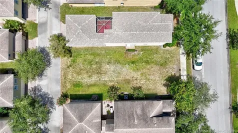2495 SE Ruskin Drive Port St Lucie FL 34952