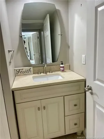 5652 SE Riverboat Drive Stuart FL 34997