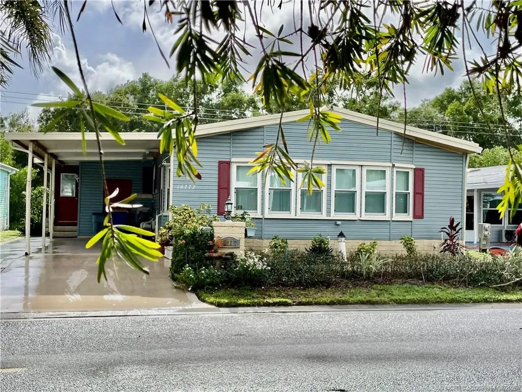 16372 SW Indianwood Circle Indiantown FL 34956