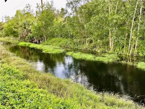 16372 SW Indianwood Circle Indiantown FL 34956