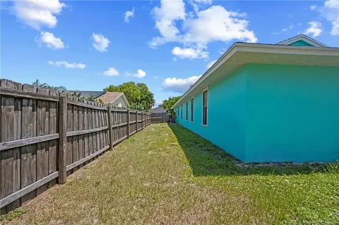 1574 SE Clearbrook Street Port St Lucie FL 34983