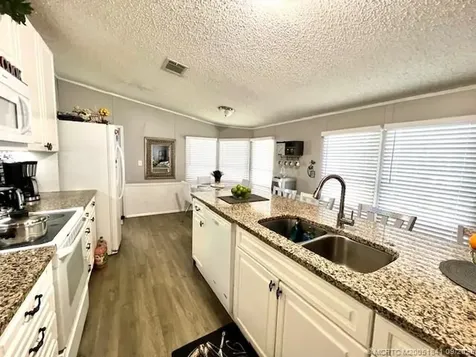 2410 NW 21st Terrace Boynton Beach FL 33436