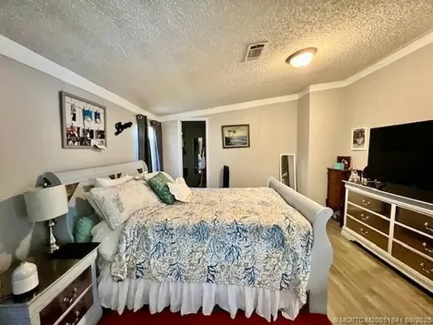 2410 NW 21st Terrace Boynton Beach FL 33436