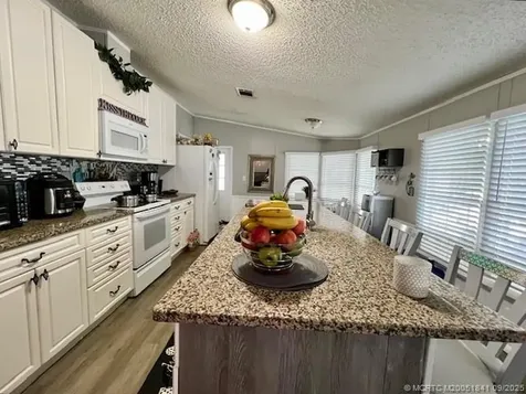 2410 NW 21st Terrace Boynton Beach FL 33436