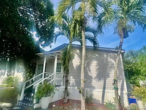 2410 NW 21st Terrace Boynton Beach FL 33436