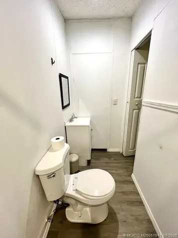 2410 NW 21st Terrace Boynton Beach FL 33436