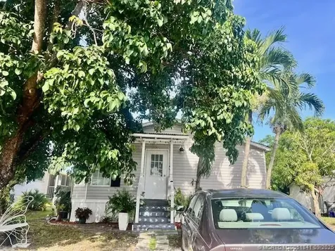 2410 NW 21st Terrace Boynton Beach FL 33436