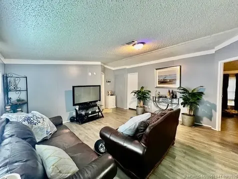 2410 NW 21st Terrace Boynton Beach FL 33436