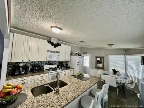 2410 NW 21st Terrace Boynton Beach FL 33436