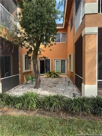 8320 Mulligan Circle Port St Lucie FL 34986