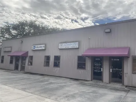 1576 SE South Niemeyer Circle Port St Lucie FL 34952