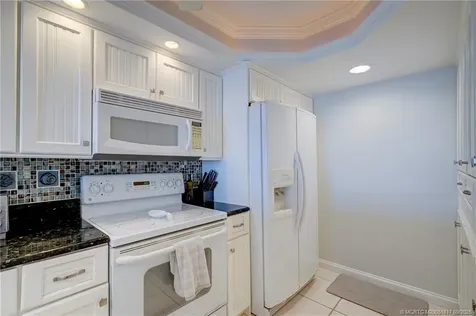 10 NE Plantation Road Stuart FL 34996