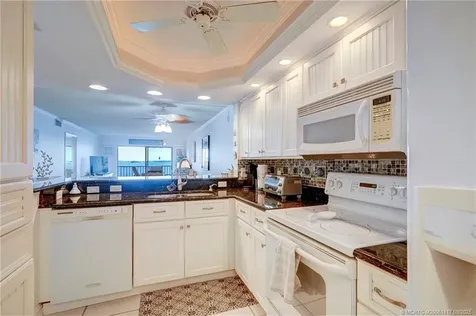 10 NE Plantation Road Stuart FL 34996