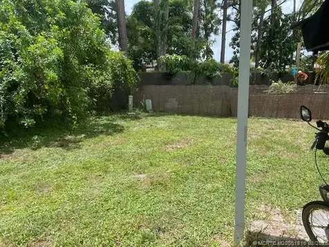 4026 8th Court Lantana FL 33462