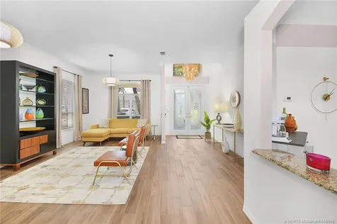 566 NW Lambrusco Drive Port St Lucie FL 34986