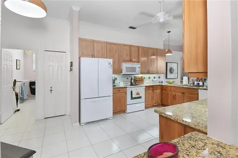 566 NW Lambrusco Drive Port St Lucie FL 34986