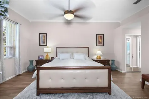 566 NW Lambrusco Drive Port St Lucie FL 34986