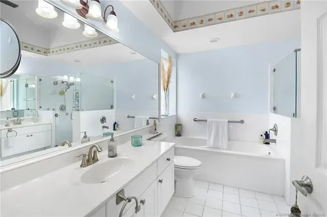 566 NW Lambrusco Drive Port St Lucie FL 34986