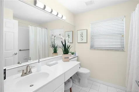 566 NW Lambrusco Drive Port St Lucie FL 34986