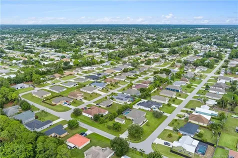 1781 SW Whipple Avenue Port St Lucie FL 34953