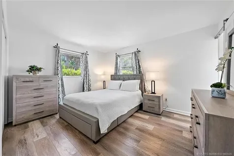 1017 SE 16th Court Stuart FL 34996